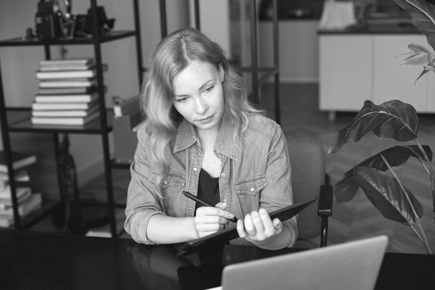 Professional consultation environment at quinalorave offices